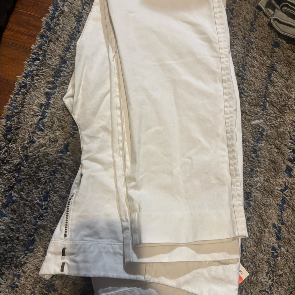 White pants - Picture 2 of 2